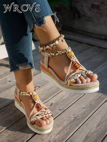 WRCVS Sandalias de plataforma con cuña de verano para mujer, con tiras tejidas en beige, suelas tejidas a mano con cuentas, patrones florales aleatorios, estilo bohemio ligero y elevado para uso al aire libre, esencial para viajes - Beis - Ver 4