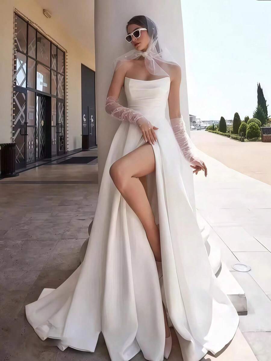 Elegant Sexy Strapless High Slit Pleat A Line Satin Formal Wedding Dress,Registry Office Dresses Bridal Gown,Evening Party Dress Birthday Party Dress Country Wedding,Romantic Church Ceremony Wedding Dress,Suitable For Wedding,Dating,Party,Singles' Party,Vacation,Formal Occasions,Dinner Dress,Prom Dress,Homecoming Dess,Cocktail Party,Wedding Guest Dress,Graduation - 白色 - 查看 1