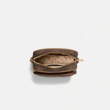 Michael Kors Jet Set Travel Medium Logo Crossbody Bag  Zip Fastening Square Bags For Women BROWN/VANILLA 35F1GTVC2B,Suitable For Everyday Wear, School, Work, Travel, And Shopping,A Perfect Gift For Christmas,New Year,Valentines' Day,Mother's Day - 棕色 - 查看 2