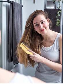 Scalp Cleansing Electroplated Massage Comb, Home Use Electroplated Hair Brush, Dry & Wet Dual-Use Electroplated Hair Styling Comb - Multicolor - View 5