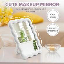 Gương trang điểm để bàn hình lượn sóng 6,7" x 5,3", gương trang điểm du lịch gấp gọn di động, gương trang điểm một mặt treo tường, thiết kế đa năng (có thể để bàn hoặc treo tường), họa tiết lượn sóng dễ thương, lý tưởng cho gia đình, văn phòng, phòng tắm và du lịch - Gương trang điểm nhỏ gọn, nhẹ, họa tiết hoa, trang trí nhà cửa, phù hợp cho phụ nữ, món quà Giáng sinh và Ngày Valentine tuyệt vời. - Nhiều màu - Xem 8