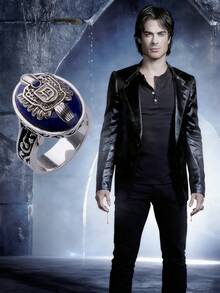 Vampire Rings Daylight Rings Vintage Crystal Ring With Blue Lapis Fashion Movies Jewelry Cosplay - Silver - View 1