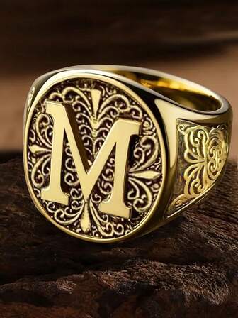 1枚M形戒指，饰有精美花卉图案，高品质电镀工艺，适合日常佩戴、派对和送礼——是运动迷、足球迷、狂欢节、圣帕特里克节爱好者的理想之选，也是日常配饰的完美选择 | 花卉图案戒指 | 戒指，狂欢节配饰，男士适用