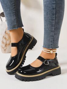 女士黑色漆皮心形搭扣乐福鞋，厚底英伦风真皮鞋，女士时尚休闲圆头套脚乐福鞋，厚底女鞋 - 黑色 - 查看 4