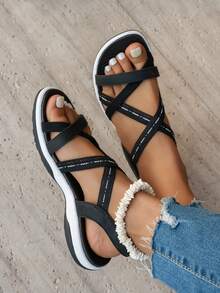 2026 Women's Solid Color Beach PU Leather Criss-Cross Strap Non-Slip Soft Bottom Sandals, Outdoor & Indoor Summer - Black - View 2