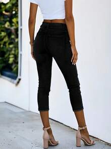 Stylish Women's Skinny Mid-Calf Black Denim Jeans Casual Fit With Pockets And Button Detail Medium Stretch - Black - View 3