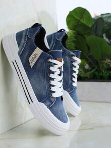 1 Pair Solid Color Retro Casual Street Style Men's Fashion Sneakers, Anti-Slip Student Sports Canvas Shoes, Breathable Lace-Up Low-Top Leisure Skateboard Shoes Suitable For Outdoor Walking, All Seasons