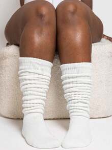 زوج من جوارب طاقم سميكة للنساء كبيرات الحجم، جوارب طاقم دافئة للشتاء، مناسبة للارتداء اليومي/عيد الميلاد/حفلة هالوين - أبيض - مشاهدة 1