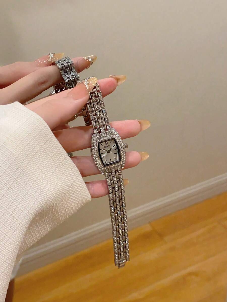 1pc Women's Quartz Watch, Minimalist New Design With Rhinestones, Elegant & Fashionable, Versatile For Casual Wear - Silver - View 1