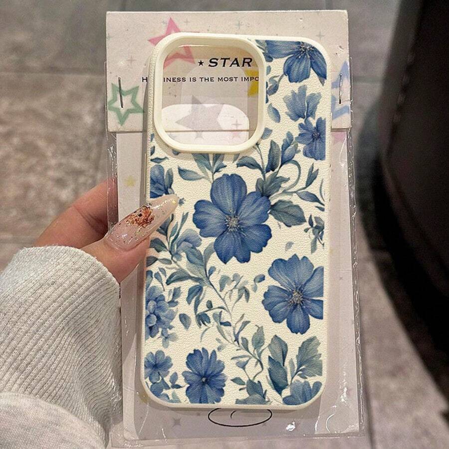 1 pieza Funda de teléfono de material TPU con delicado patrón floral azul y blanco, compatible con iPhone 17 Pro Max/17/16 Pro Max/15/13/12/11, S20 FE/A15/S24/A55, compatible con Redmi Note 11/Note 12/Note 13 Pro, cobertura completa, protección suave anti-caídas - Blanco - Ver 1