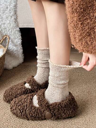 1双女士可爱甜美风ins风百搭纯色厚袜，复古学院风，柔软保暖，适合秋冬季节，可爱活力少女中筒袜