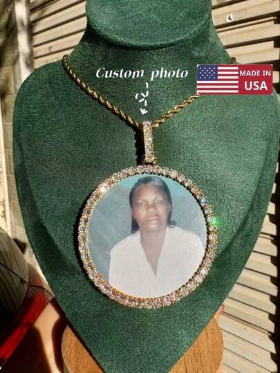 1pc Oversized Customized Round Photo Frame, Solid Rhinestone Pendant Necklace, Shiny Accessory For Men