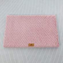 1pc Plush Pet Pad, Removable & Washable Dog/Cat Mat, Warm & Comfortable, Suitable For Dog Cage/Bed, All Season, Thickened Warm Plush Mat For Winter - Pink - View 1