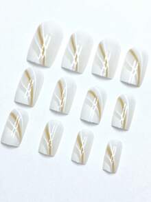 24 piezas de puntas de uñas cuadradas francesas blancas simples con polvo dorado, adecuadas para fiestas y eventos, se pueden usar como regalos navideños. Incluye gel de gelatina y lima de uñas. Uñas y suministros para uñas - Blanco - Ver 3