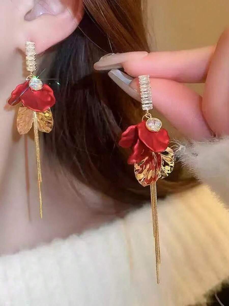 1 Pair European And American Classic Versatile Fashion Metal Red Petal Micro-Inlaid Zirconia Earrings, Stylish New Year Elegant Tassel Flower Earrings For Women - Multicolor - View 1