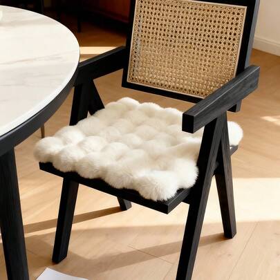 2pcs/4pcs Faux Rabbit Fur Plush Cream Colored Square Seat Cushions, Fluffy Soft High-Quality Polyester Plush, Faux Silicone Anti-Slip Dotted Bottom, Cozy Furry Chair Pads, Home Decor