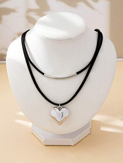 1件女士吊坠项链，简约弯曲管状黑色绳绒几何心形项链，适合日常佩戴，情人节送给女友或闺蜜的礼物