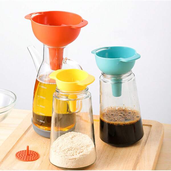 4pcs Kitchen Funnel Set: Small, Medium And Large Sizes, Plastic Funnels, Kitchen Gadget Accessories, Collapsible Silicone Funnels For Pouring Liquids Into Water Bottles