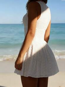 女士波西米亚风刺绣V领迷你连衣裙，可爱优雅，适合度假、派对等场合，白色夏季款 - 白色 - 查看 2