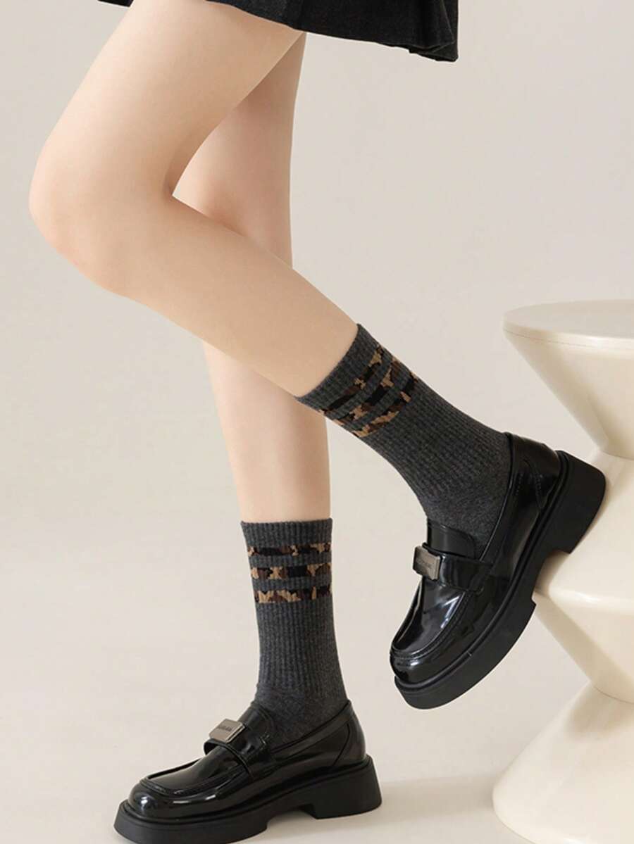 4 Pairs Retro Striped & Leopard Print Mid-Calf Socks, Versatile & Sock Combo - Multicolor - View 1