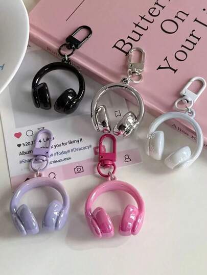 1/3/5pcs Stereo Headphone Keychain, Minimalist Stylish Elegant Creative Casual Backpack Pendant, Music Note Charm, Mini Microphone Design, Unisex New Ins Music Headphone Keyring, Cool Dark Tone Goth Y2K Book Bag Accessory, Gift For Friends, Music Lovers And Audiophiles, Car Accessories