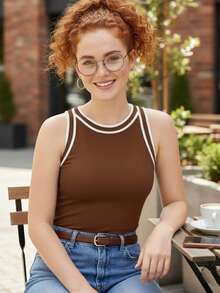 Women's Two-Tone Tank Top With Neck Detail - Màu nâu  Mocha - Xem 1