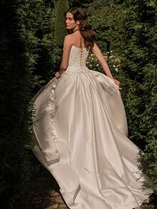 Elegant Strapless A-Line White Wedding Dress With High Slit And Open Back – Luxe Floor-Length Bridal Gown With Flowing Silhouette And Cathedral Train, Perfect For Weddings, Christmas, Halloween, Balls, Birthday Celebrations, And Special Events. Suitable For Ceremonies, Parties, Vacations, Formal Gatherings, Evening Galas, Prom Dresses, Homecoming Dresses, Cocktail Events, Bridal Party Attire, Wedding Guest Outfits, And Graduation Occasions. - 白色 - 查看 3