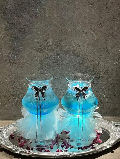 Butterfly Pendant Decor, Floral Decor, Reverse Spout Highball Glass, Party Cocktail Glass, Champagne Glass, Brandy Glass, Juice Glass, Creative Cocktail Glass. Exquisite Personalized Wine Glass Set, Unique Wine Glass. Suitable For Parties, Valentine's Day, Birthdays, Wedding Celebrations.