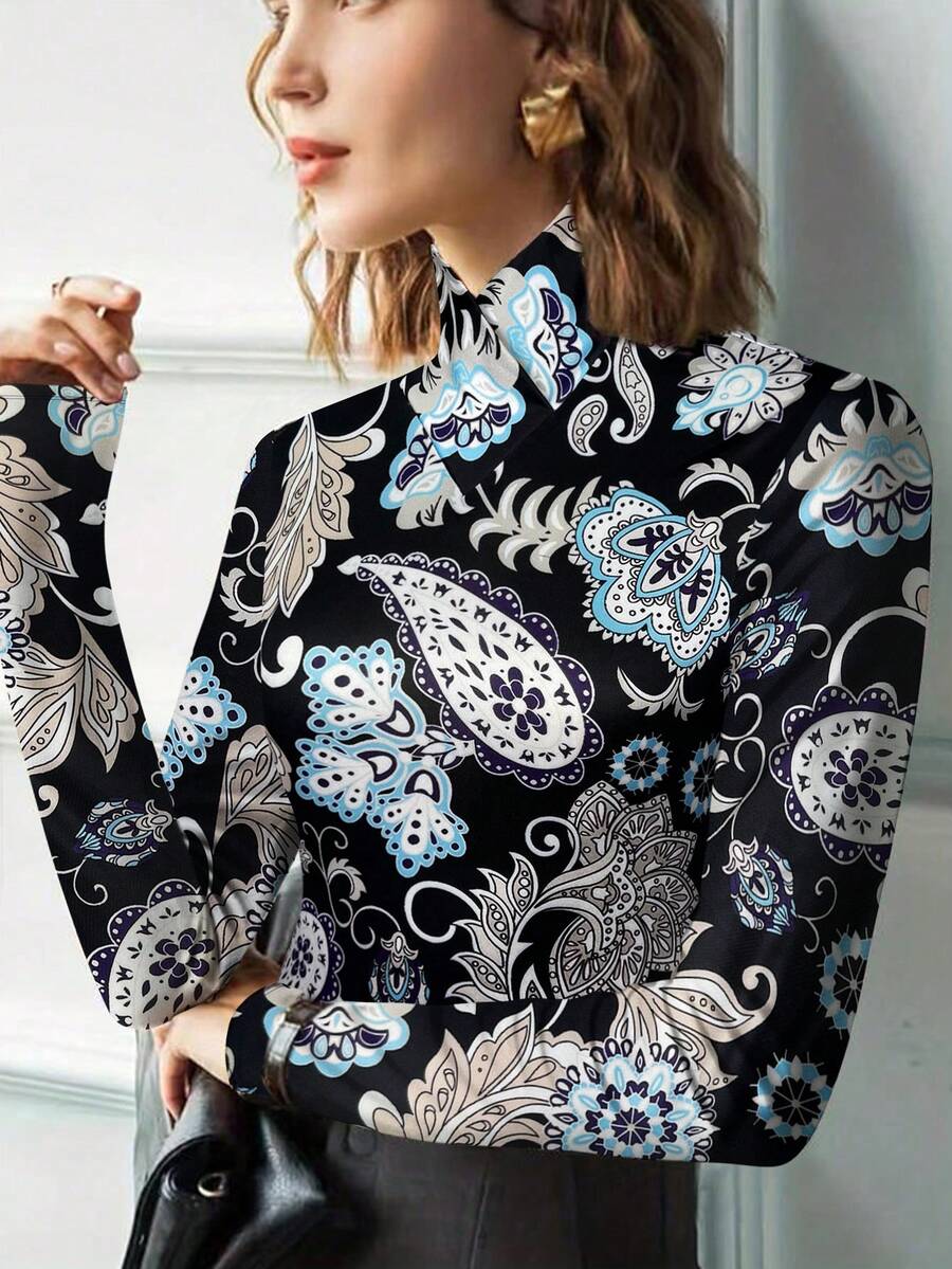 复古佩斯利花纹高领修身长袖上衣，柔软弹力面料，百搭复古风印花女式衬衫，适合春季穿着