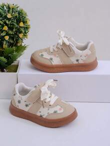 新款百搭休闲鞋、时尚运动鞋、可爱卡通印花公主鞋、舒适柔软学院风童鞋