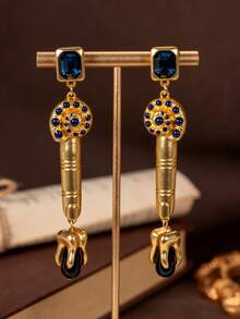 1 Pair Of Vintage Geometric Rhinestones Inlaid With Swirls, Finger Teeth Shaped Gold, Fashionable And Unique Earrings Suitable For Women's Daily Wear, Gifts, Dance Accessories