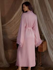 QING ROU Elegant Satin Robe In Lotus Root Color, Soft Lace Trim, Flared Long Sleeves, Silky & Comfortable, With Belt, Suitable For Home Use - 西瓜粉 - 查看 3