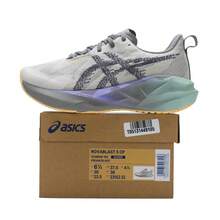 Asics 女士 NOVABLAST 5 CP 低帮跑步鞋 1012B946-100 - 米色 - 查看 5