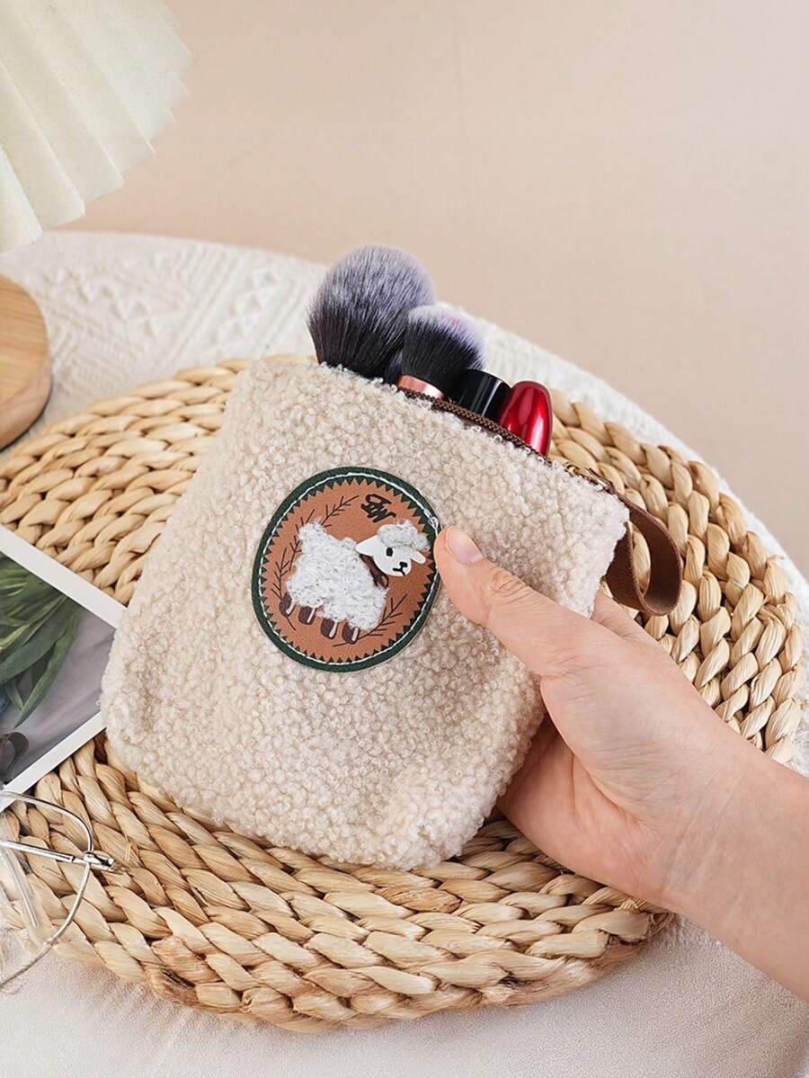 Soft Plush Lamb Badge Pouch, Cute Portable Makeup Pouch & Coin Purse ,Makeup Bag - White - View 1