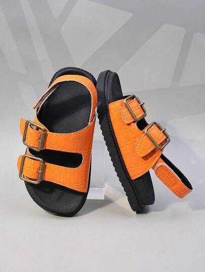 1 Pair Girls' & Edgy Sandals - Leopard Print + Metal Buckle Accents! Suede-Like Faux Leather, Durable & Comfortable Non-Slip, Open-Toe Low-Top, Double Wide Straps + Metal Buckle + Adjustable Heel Strap, Thick Flat Sole. Perfect For Daily Outings & Weekend Family Trips!Kids Summer Sandals | Non-Slip Beach Shoes | Toddler Open Toe | 2026 New