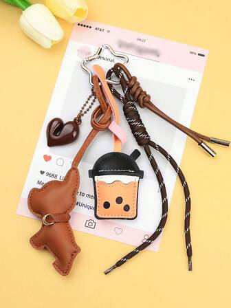 Modern hjärtformad nyckelring med fransk bulldogg, fin matchande mini-hundväska-berlock, nyckelring för par, retro nyckelring, stjärnformad fjäderspänne-design, berlock i konstläder med bubbelte, lämplig för nycklar, väskor och dekoration