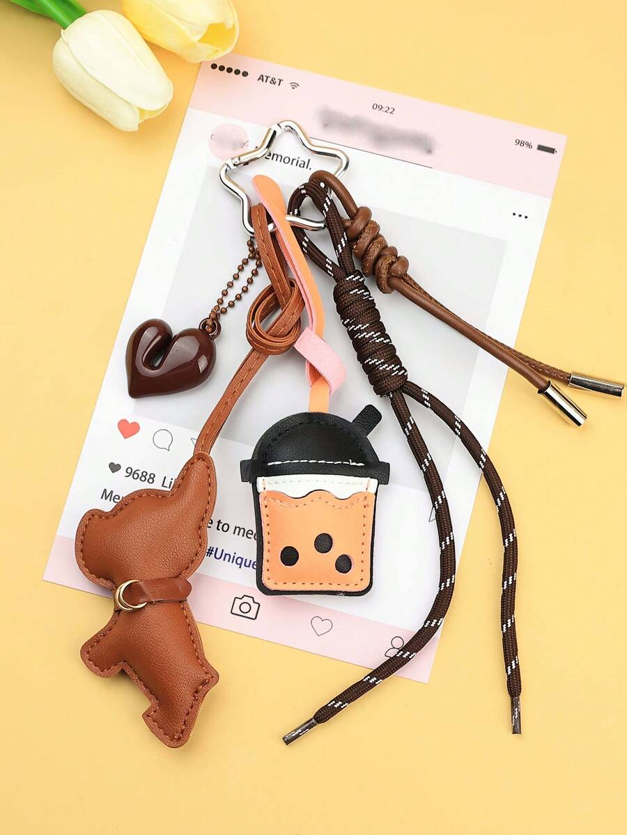 时尚心形法国斗牛犬钥匙扣，精致迷你狗狗包包挂饰，情侣钥匙扣，复古钥匙扣，星形弹簧扣设计，仿皮奶茶杯挂饰，适用于钥匙、包包和装饰品 - 彩色 - 查看 1