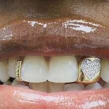 1 set vertikal rand kombination enkel mitthjärta zirkonia glänsande mode hiphop tandsmycken fest nattklubb accessoar, julklapp för par, unisex - Multifärgad - Visa 5