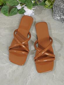 Women's Flat Sandals, Red Sandals, Brown Sandals, Shiny, Square Toe Design, Comfortable & Stylish, Suitable For Vacation & Beach, Slip-On Convenience - Brown - View 13