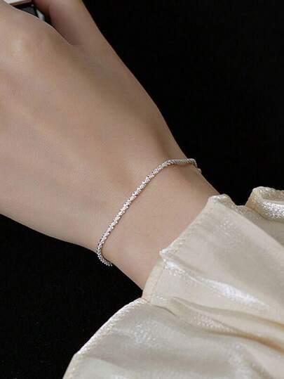 1 chiếc vòng tay bằng thép không gỉ kiểu dáng tối giản thời trang, phụ kiện hàng ngày dành cho nữ.