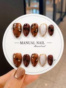 JUTI 10片装 奢华手工短杏仁形美甲贴片 | 焦糖棕色金箔墨迹点缀美甲贴片 | 可重复使用，日常及秋冬节日优雅美甲 | 完整美甲套装，包含1个指甲锉和果冻胶美甲用品 - 彩色 - 查看 10