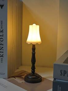 1pc Retro Mini Table Lamp, Vintage Small Night Light, Bedroom Bedside Lamp, Decorative Desk Accessory, Ideal Gift - Multicolor - View 13