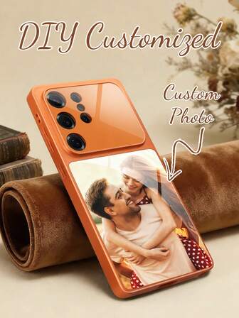 Ett anpassningsbart orange telefonskal för familje-, par- och vänners foton, med stöd för anpassning för vänner, kompatibelt med Samsung-par och familjer. Anpassat skal med foto, årsdagsdatum, lämpligt för S26/S25 Ultra/S24 Ultra/S23/S22/S21, uppgraderat med fullt kameraskydd, militärt skydd.