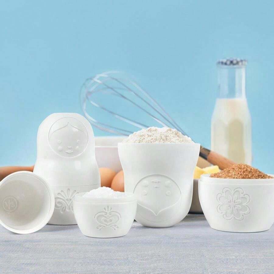 Genuine Fred M-CUPS Matryoshka Measuring Cups, Set Of 6, Russian Doll Nesting Measuring Cups, White - 白色 - 查看 1