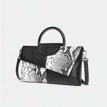 2026 Spring/Summer New Snake Skin Pattern Black Handbag For Women, Cover Style Handbag, Casual And Simple Handbag, And Versatile Single Shoulder Crossbody Bag, Fashionable And Elegant Banquet Bag, Banquet Phone Bag, Wallet - 黑與白 - 查看 2