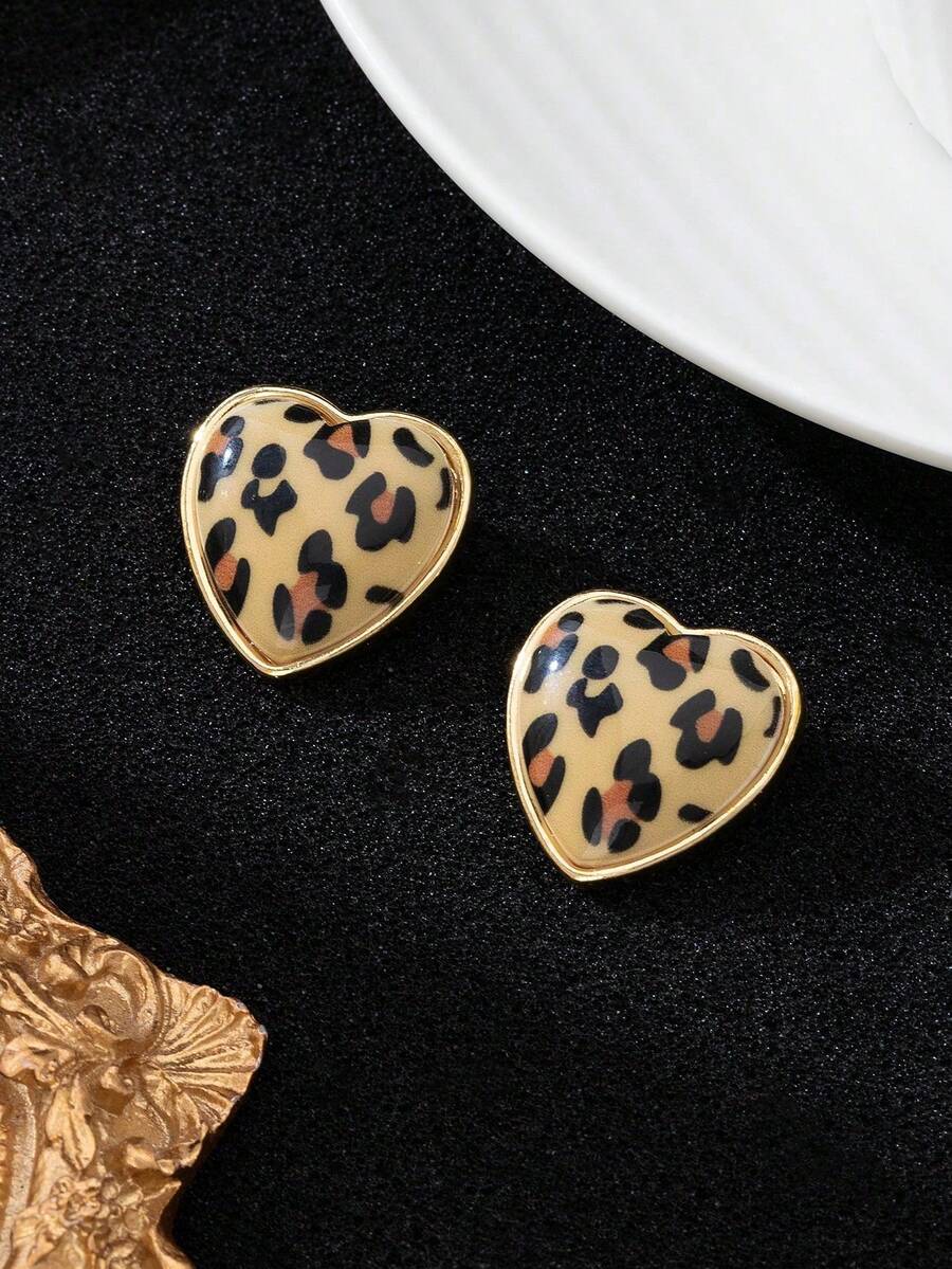 1 Pair Retro Coffee Color Heart-Shaped Leopard Print Unique Design Stud Earrings - Heart - View 1