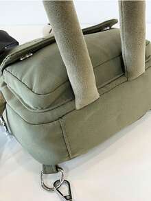 1pc Fashion Cartoon Nylon Frog Chest Bag, Unisex Mini Asymmetrical Water-Resistant Crossbody Bag, Suitable For Work, Shopping, Travel Streetwear, Office Commute, School Library, Weekend Shopping,Travel Streetwear, Office Commute, School Library, Weekend Shopping,Travel Streetwear - 軍綠色 - 查看 10