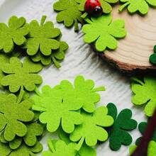 30片鲜艳的绿色四叶草毛毡片 - 非常适合DIY幸运符礼物、发夹、胸针、日记本和书签装饰、相框装饰 - 彩色 - 查看 9