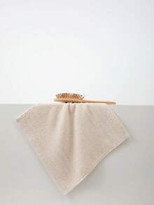 1pc Thin Cotton Bath Towel, Rectangular 70*140cm, Beige, Unisex Adult, Swimming, Bathing, Wrap Towel OR 34*74cm Hand Towel OR 34*34cm Handkerchief, Quick Dry, Absorbent, Soft, Suitable For Bathroom, Kitchen, Travel, Holiday Gift, Gym, Beach, Hotel, Salon, Outdoor - Beige - View 3