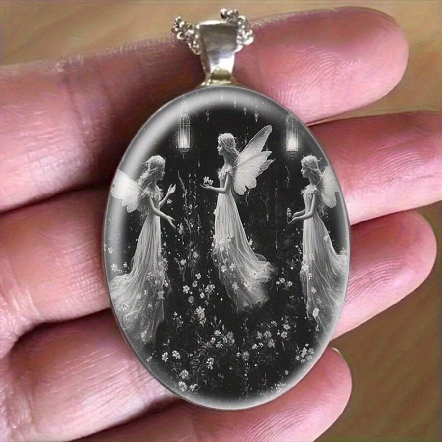 A Three Fairies Pendant, Black And White, Fantasy Wonderland, Exquisite Patterns, Gift Accessories Pendant Necklace Oval Alloy Glass Pendant Romantic Fashion Jewelry Accessories Ideal For Christmas Gifts, Mother's Day Gifts, Father's Day Gifts, Valentine's Day Gifts, Daily Wear - 1pc - 查看 1